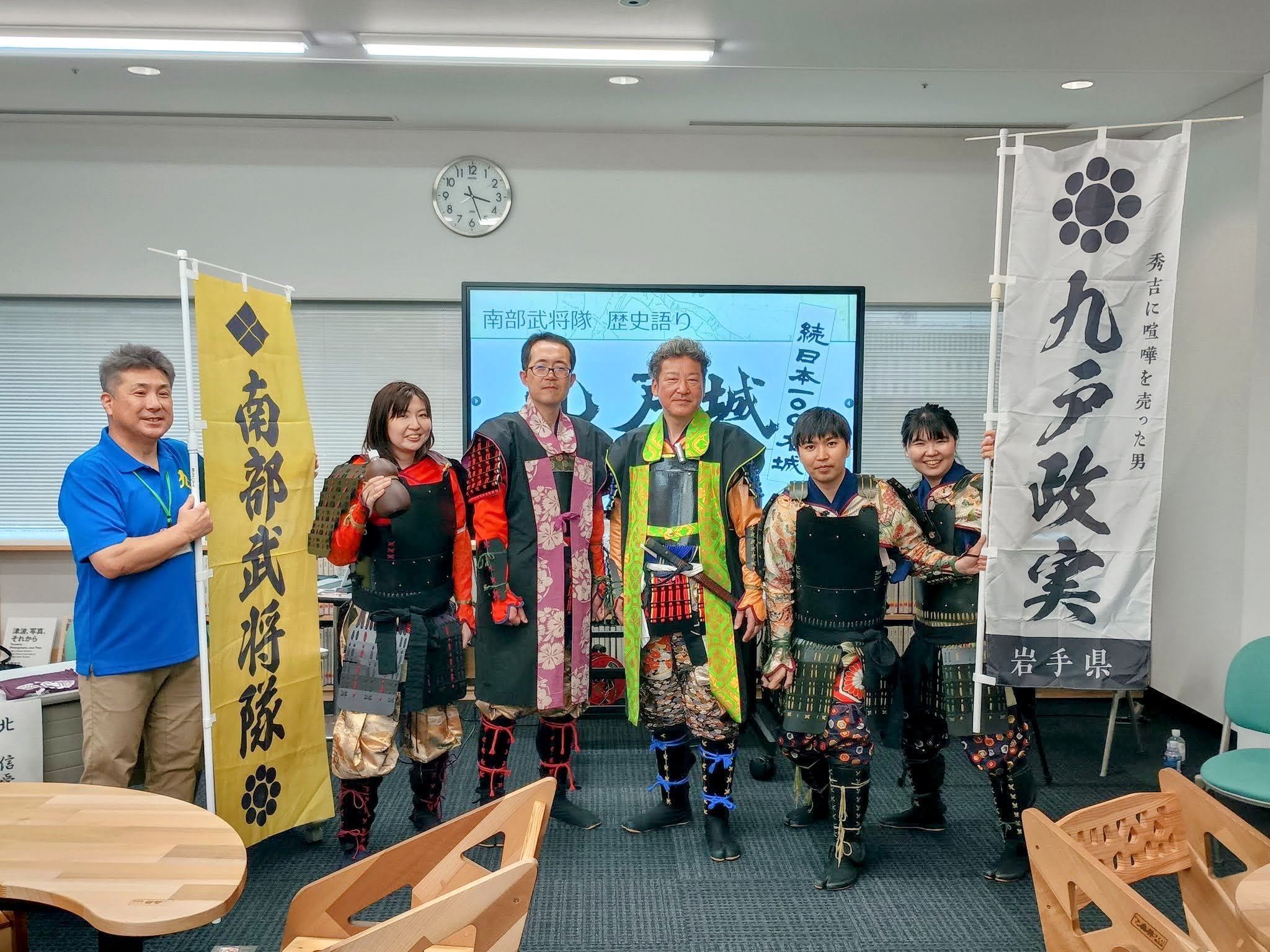県立図書館での歴史語りの様子
